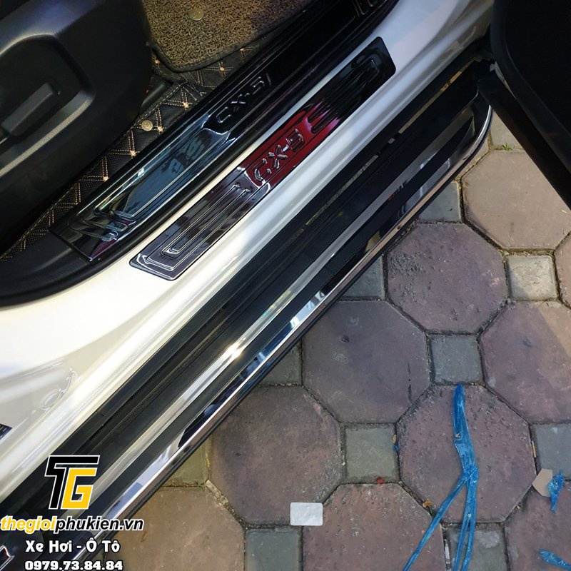 Bậc, Bệ bước chân Mazda CX-5, CX5 2018-2020 - mẫu tráng gương thể thao