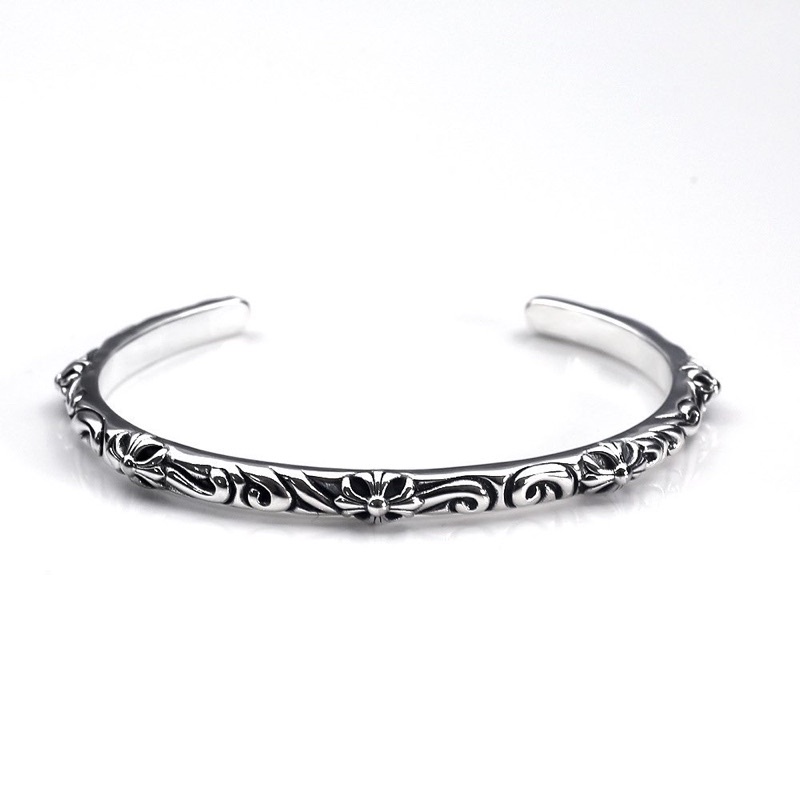 kiềng chromehearts