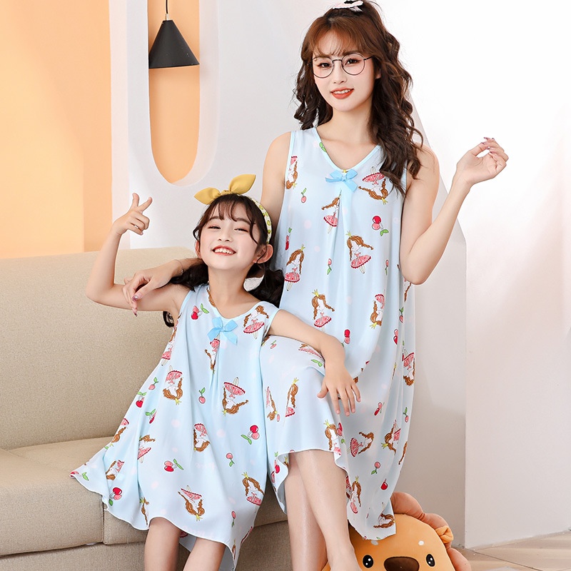 Đầm Dài Không Tay Họa Tiết Hoạt Hình Thoáng Khí Dành Cho Mẹ Và Bé Size 100-xl