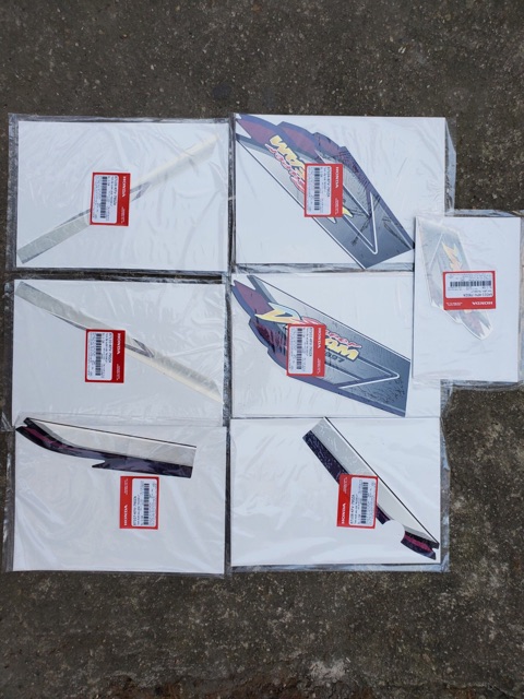 Tem limited bản thường