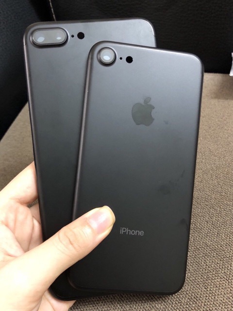 Vỏ iphone 7plus mới, đẹp như zin, đủ màu, ráp máy khít, có font chữ đẹp zin