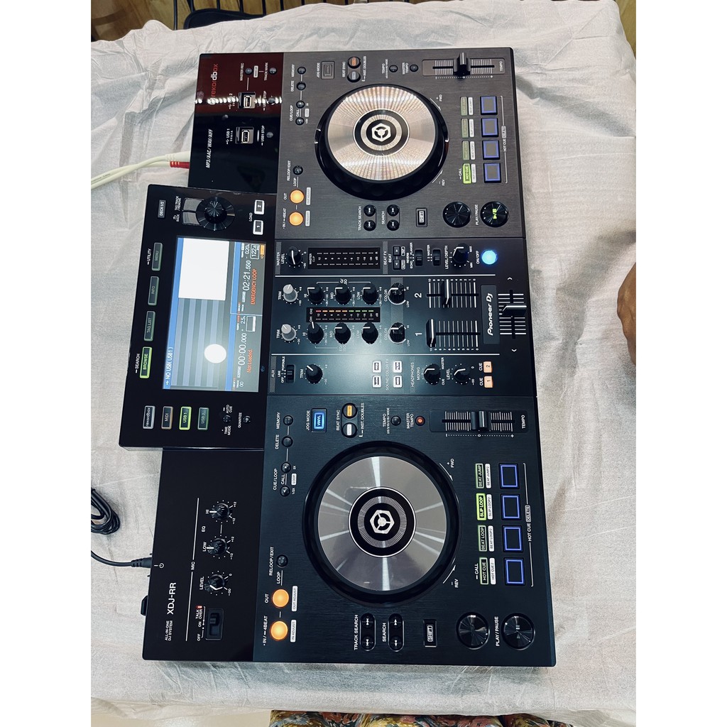 BÀN DJ PIONEER XDJ-RR (REKORDBOX DJ)