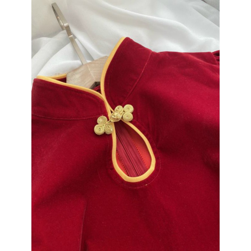 Set áo nhung cổ tàu viền + chân váy