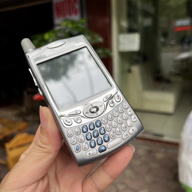 NGUYÊN ZIN, chính hãng điện thoại cổ Palm 650