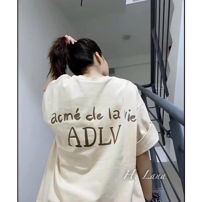 ÁO PHÔNG MÀU BE CHỮ ADLV | BigBuy360 - bigbuy360.vn