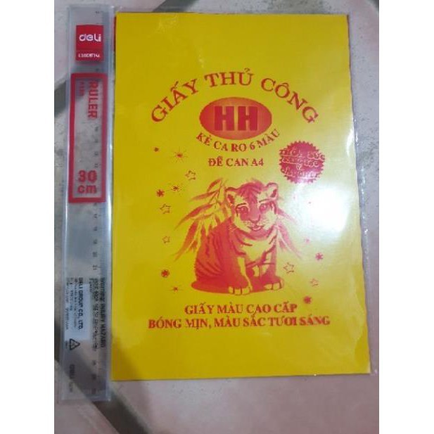 Giấy thủ công Hồng Hà kẻ caro 6 màu đề can A4 có dính sẵn dễ dàng sử dụng mà không phải dùng hồ dán hoặc băng dính