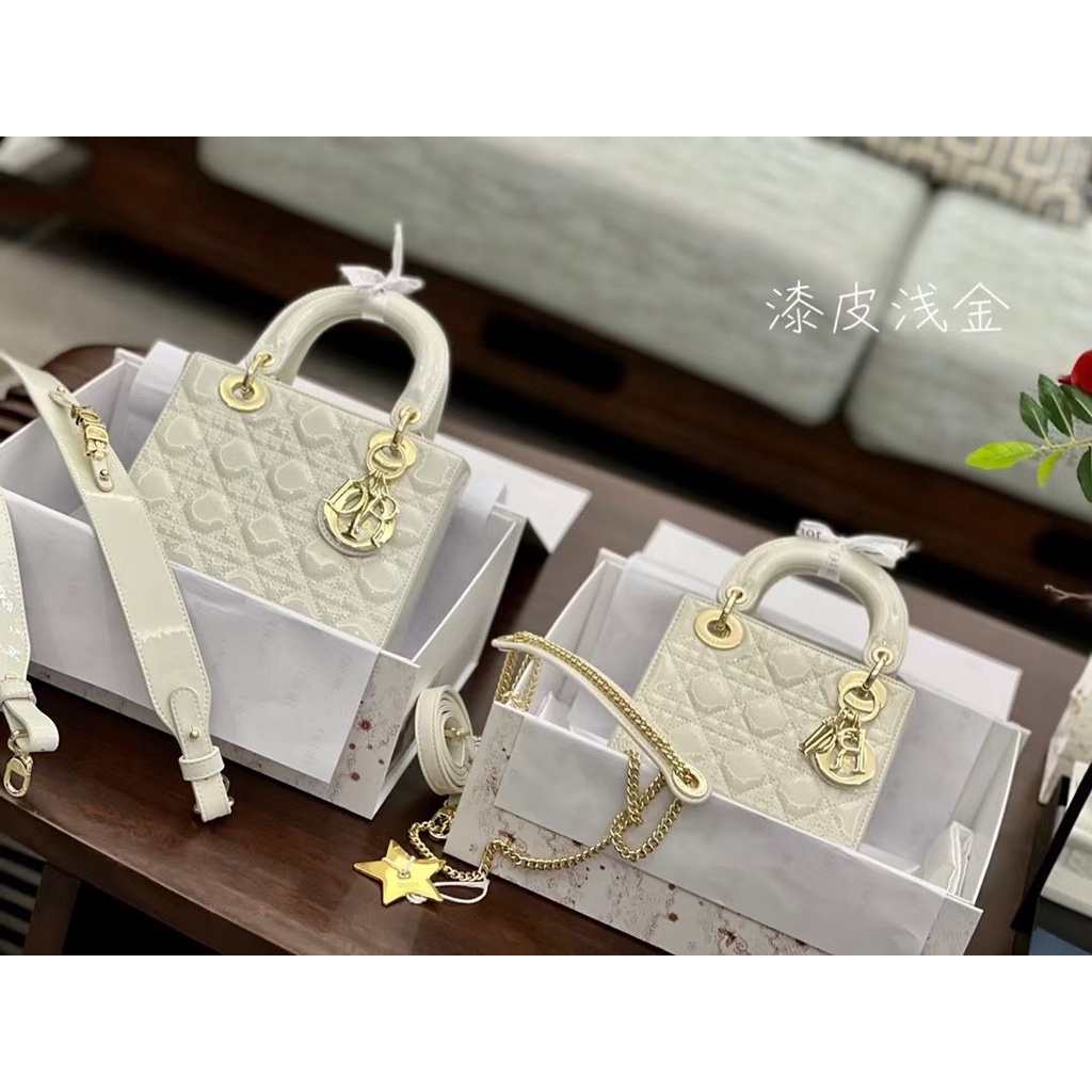 Túi xách Di.or Lady Da Bóng Size 17cm Màu Trắng Tag Vàng