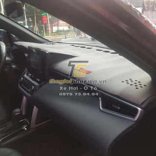 Thảm da Taplo Toyota Corolla Cross vân Carbon cao cấp