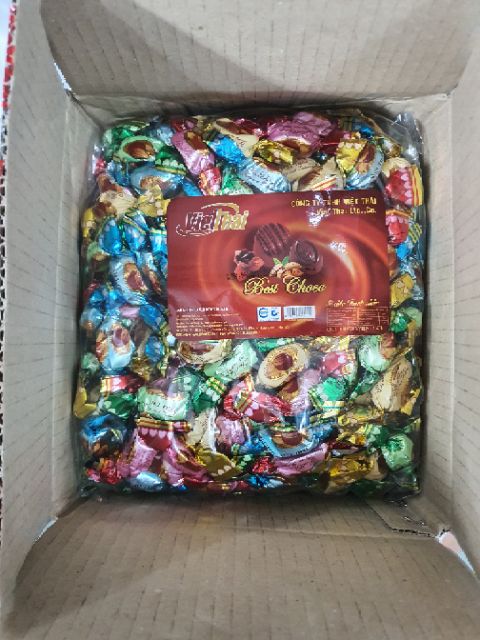 SÔCÔLA HẠT DẺ VIỆT THÁI-1kg-DATE 2022 | BigBuy360 - bigbuy360.vn