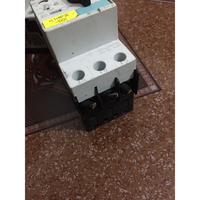 CB bảo vệ động cơ Siemens 3RV1021 Made in Germany