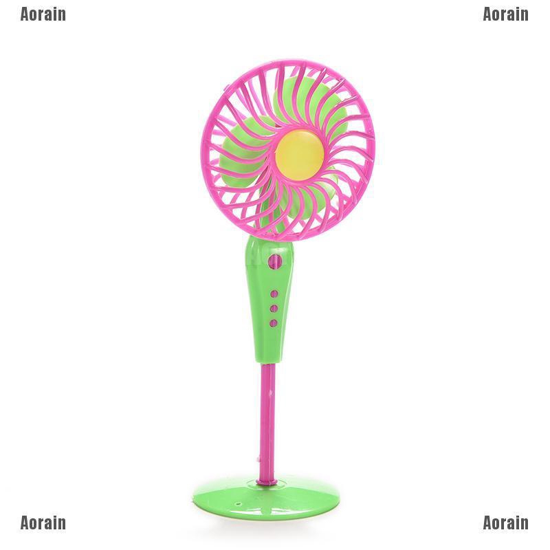 Quạt Mini Trang Trí Nội Thất Cho Nhà Búp Bê