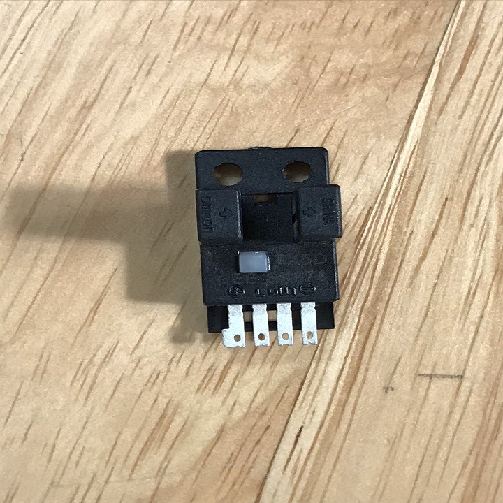 Cảm biến quang EE-SX674