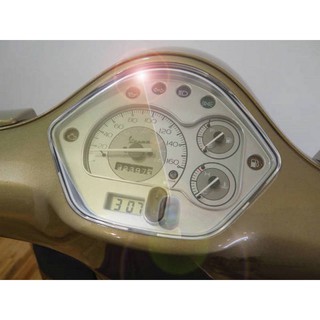 Xe 3 bánh Vespa điều khiển, đai bảo vệ, có nhạc