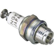 Bugi BƠM NƯỚC NGK CM-6- CHÍNH HÃNG ĐỘNG CƠ RC/ MÁY BAY / TÀU THUYỀN MÔ HÌNH