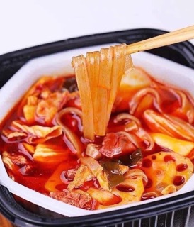 Lẫu tự sôi đủ vị