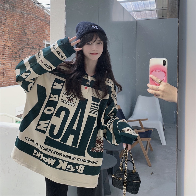 Áo thun nữ tay dài có cổ dáng rộng phong cách retro