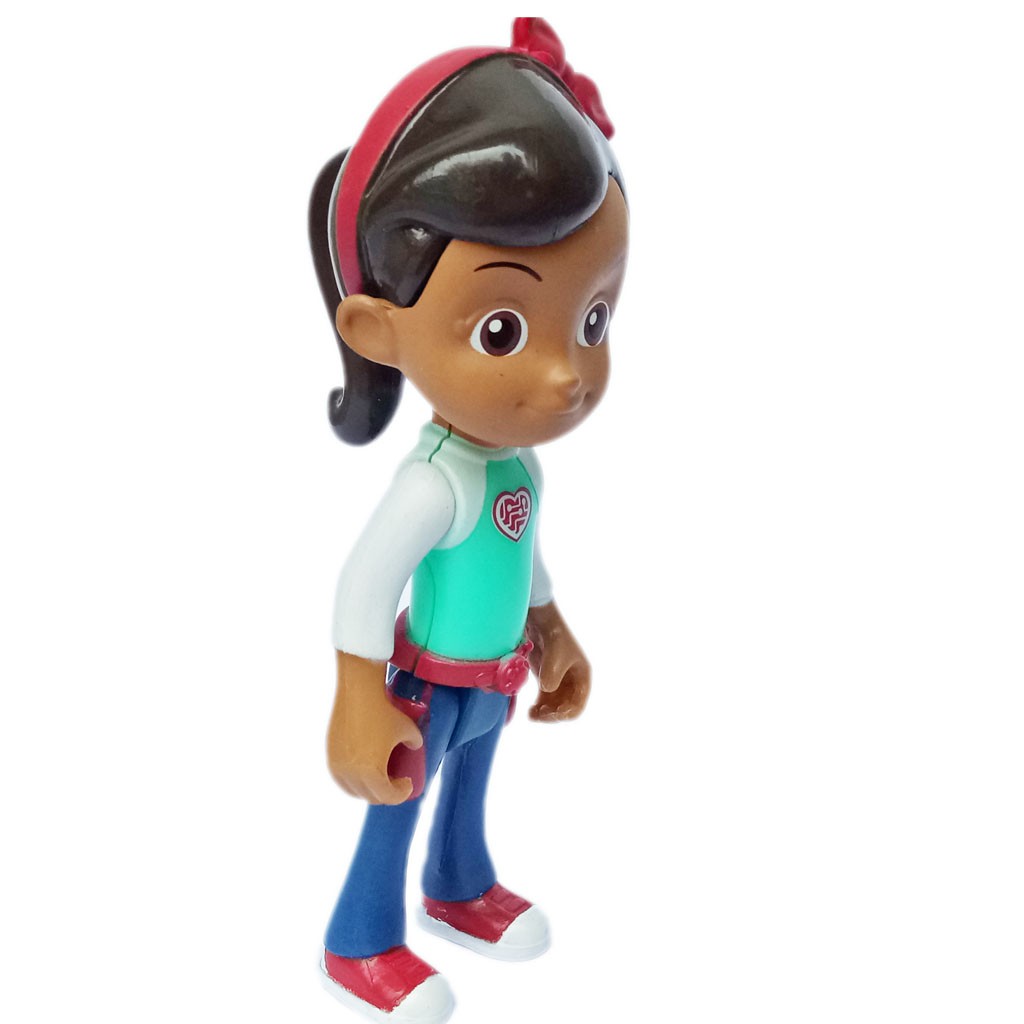 Bộ đôi Cậu bé Siêu nhân Rusty Rivets và cô bé Katie