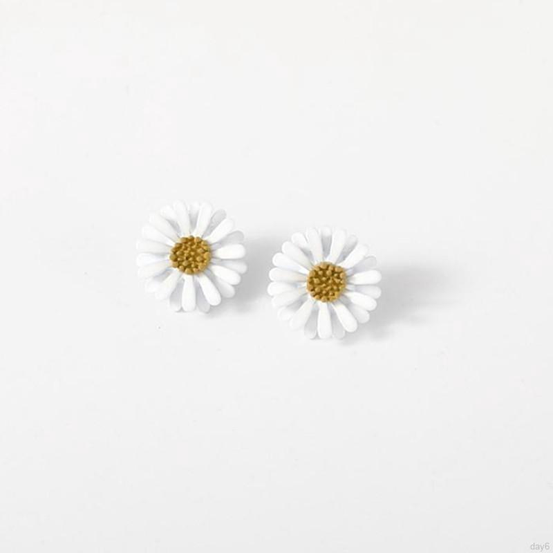 Khuyên tai mặt hoa cúc cá tính đơn giản thời trang Hàn Quốc