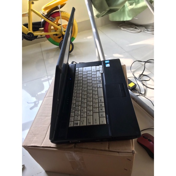 laptop fujitsu nội địa Nhật nguyên zin | BigBuy360 - bigbuy360.vn