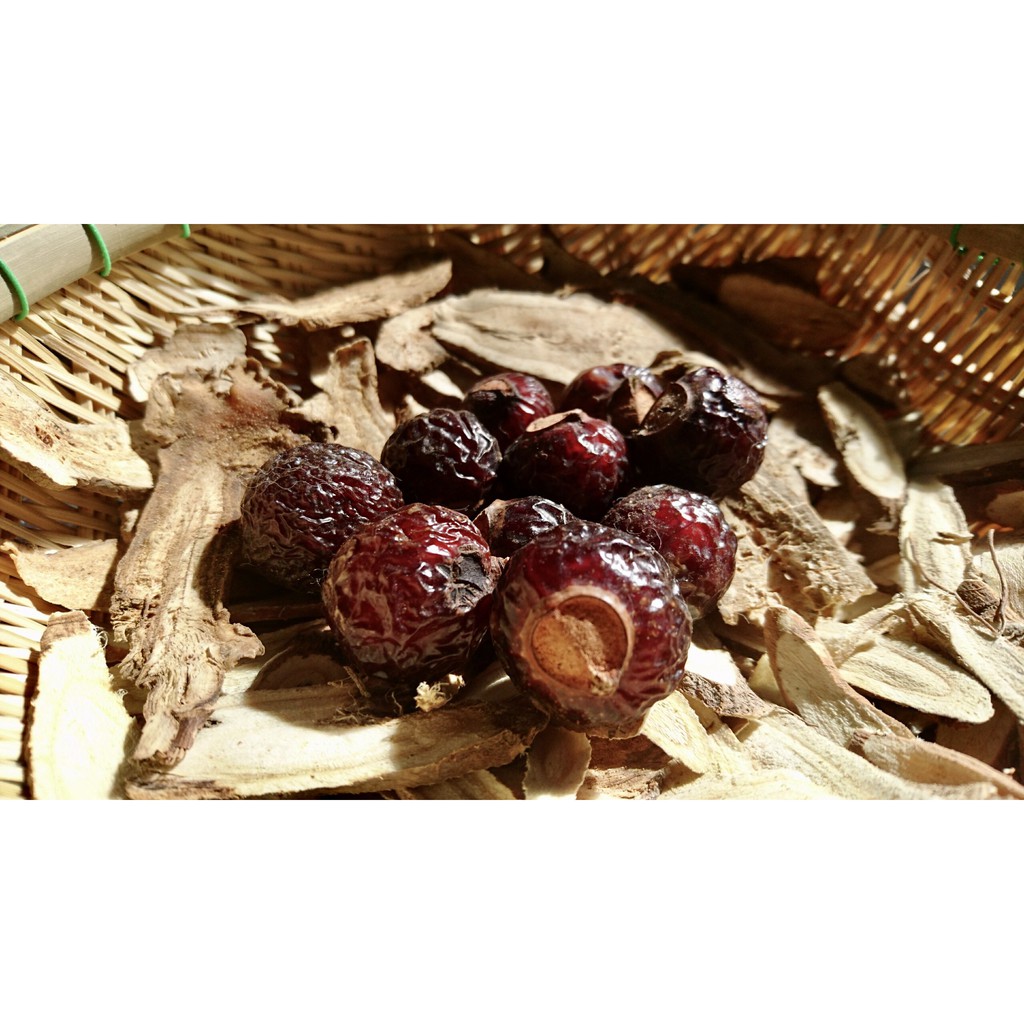 SỮA TẮM THIÊN NHIÊN DƯỠNG THẢO MỘC HERBYOU