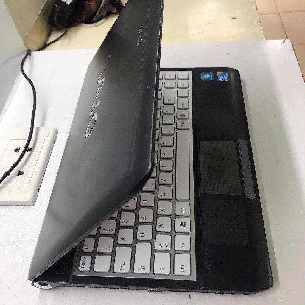 Máy Laptop Sony Vaio VPC-Y216FX Intel Core i3-330UM 1.20ghz, 4gb ram, 320gb hdd, Vga Intel HD Graphics, 13.3 inch Rẻ bền | BigBuy360 - bigbuy360.vn