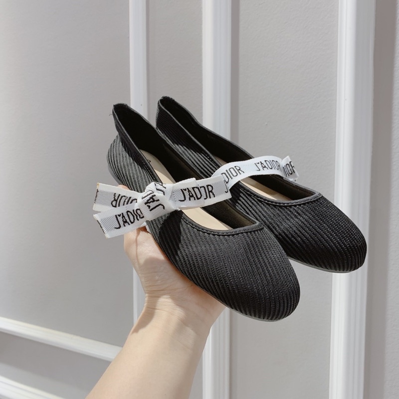 HÀNG VỀ!!Giày bệt chun dior siêu xinhh