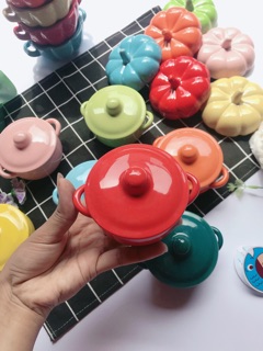 Chén sứ ăn dặm hình nồi có nắp