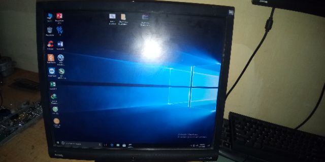 Màn hình BENQ 17 inch vuông | BigBuy360 - bigbuy360.vn