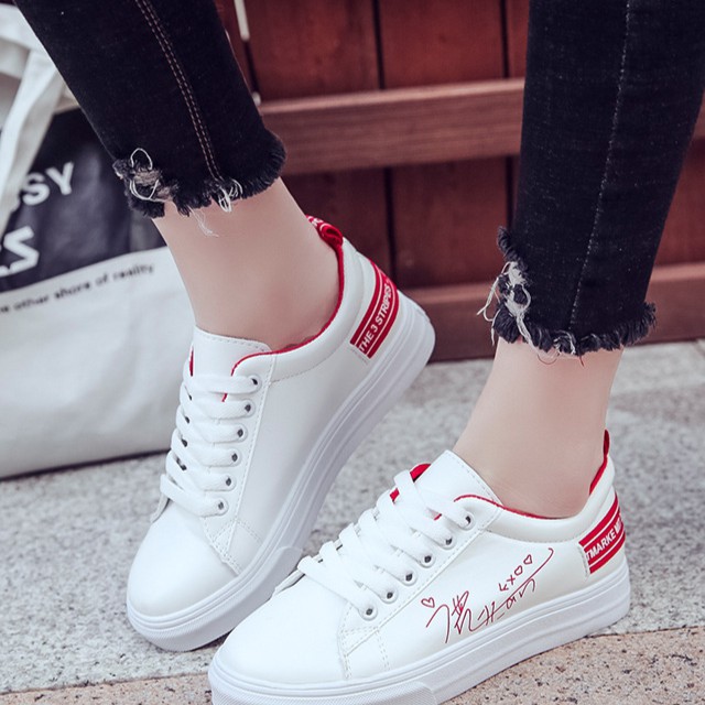 (GIÁ SỐC) Giày sneaker nữ Màu trắng gót thêu đen đỏ Cá tính NEVA2532