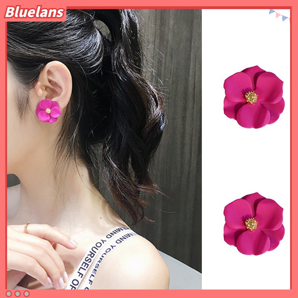 Đôi khuyên tai mặt hình bông hoa xinh xắn thời trang dành cho nữ