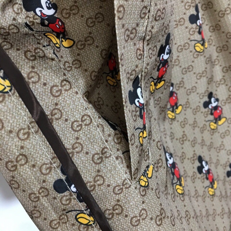 Quần short ống rộng in hoạ tiết mickey thương hiệu Gucci GG cao cấp