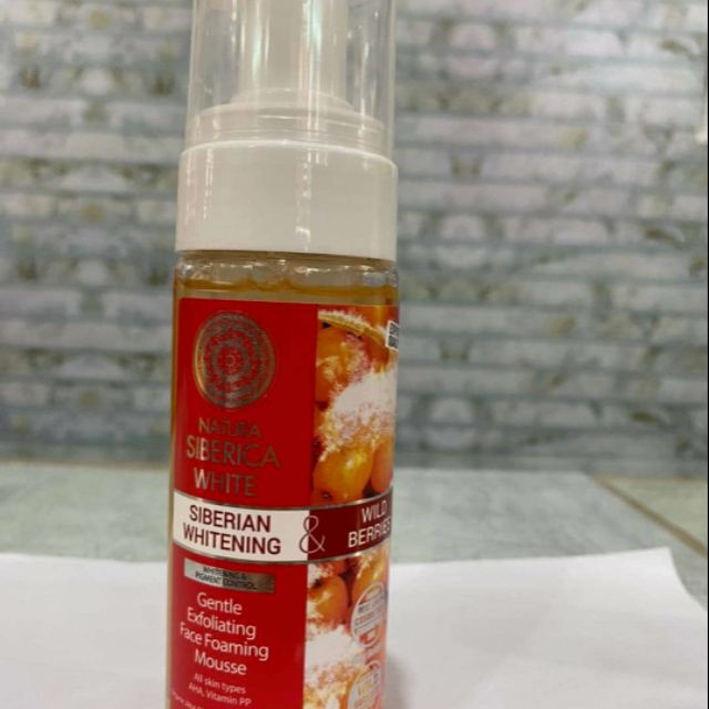 Sữa rửa mặt tạo bọt siberica