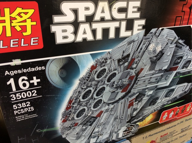 Mẫu mô Hình Lego LeLe 35002 Star War Falcon 3582