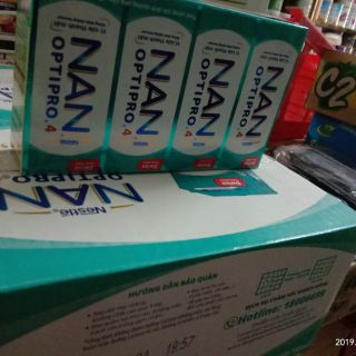 Sữa bột pha sẵn Nan Optipro giá hot chỉ 300k/ thùng