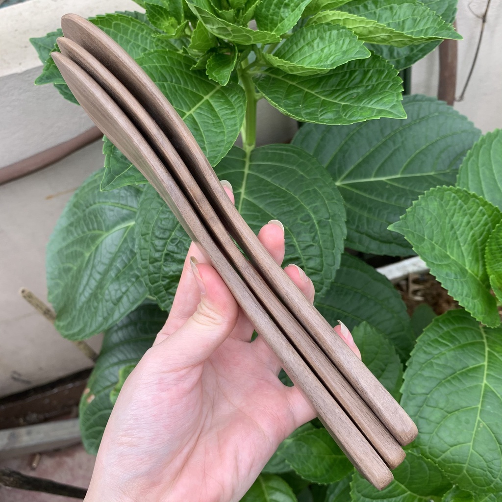 Môi xới cơm gỗ Óc Chó chuôi dẹt (CTH519)/bền đẹp/ chịu được nhiệt độ cao (HAHANCO)