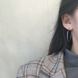 bông tai 2020 Hoa tai tròn Châu âu và mỹ Thiết kế mới Bông tai hot girl
