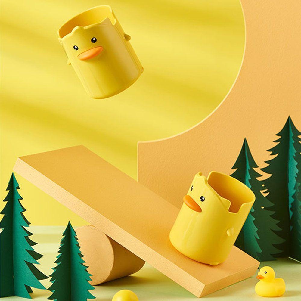 Hộp Đựng Bút Hình Vịt Vàng Dùng Trang Trí Nhà Cửa / Văn Phòng Ốp