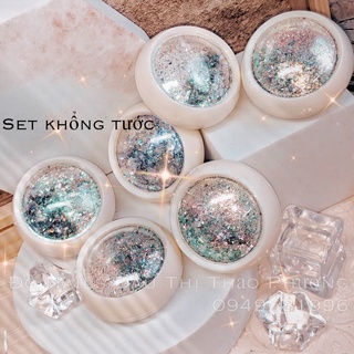 Set Nhũ Khổng Tước