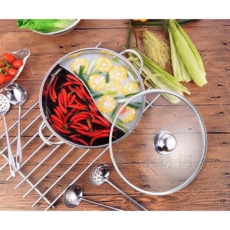 NỒI LẨU INOX 2 NGĂN VUNG KÍNH SZ 32 CM ĐUN ĐƯỢC BẾP TỪ VÀ BẾP GA