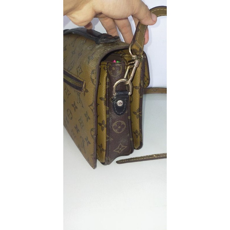 Túi xách si hiệu lv