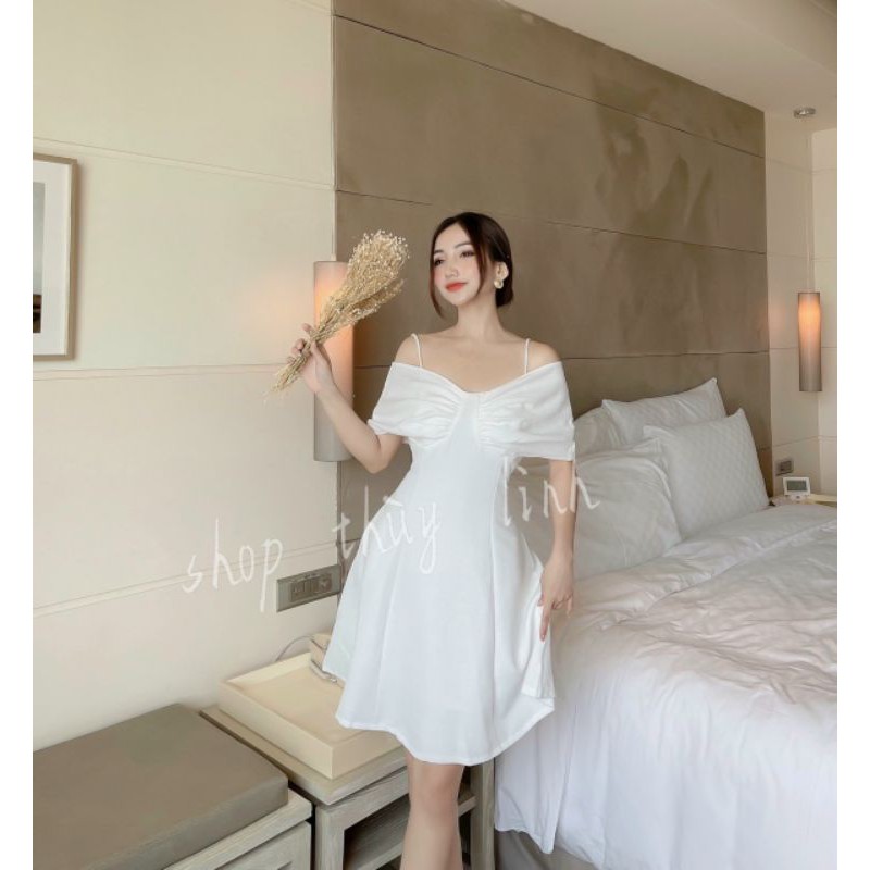 Cần gì phải nến và hoaKhi chính em là một món quà --------------Đầm trễ vai 2M - TK362. Bạn thích phong cách dễ thươngc