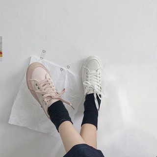 Giày thể thao dẫm gót (Mule Sneakers)