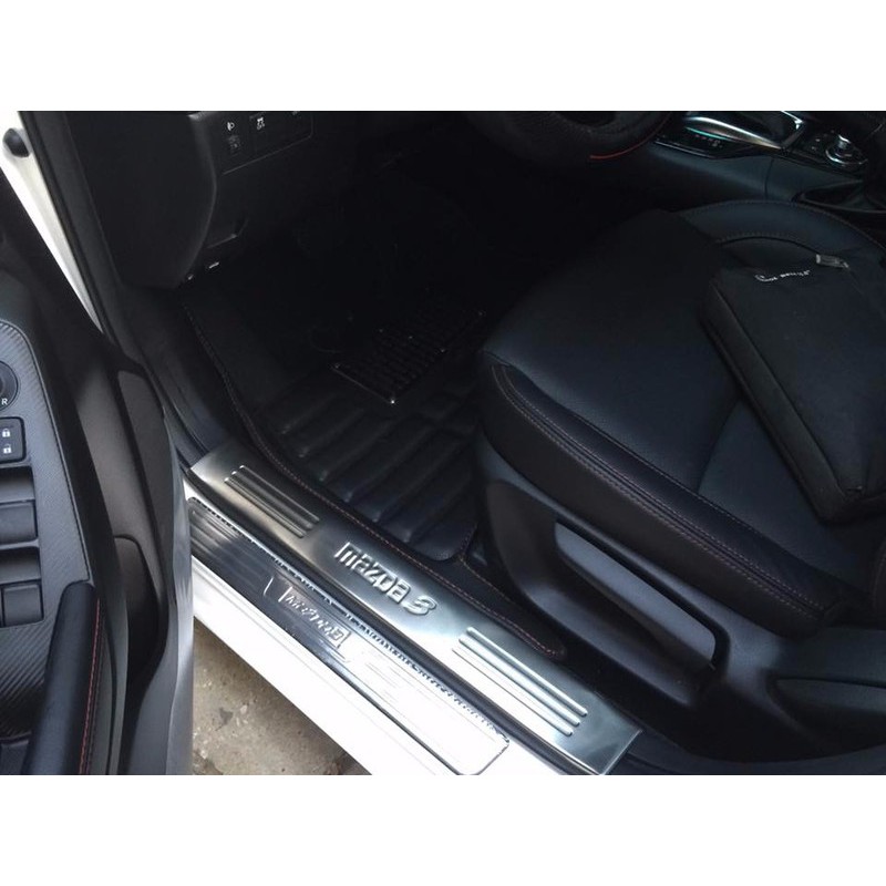 Ốp Bậc Cửa, Nẹp Bước Chân MAZDA 3 2014 đến 2020 Mẫu Inox Cao Cấp