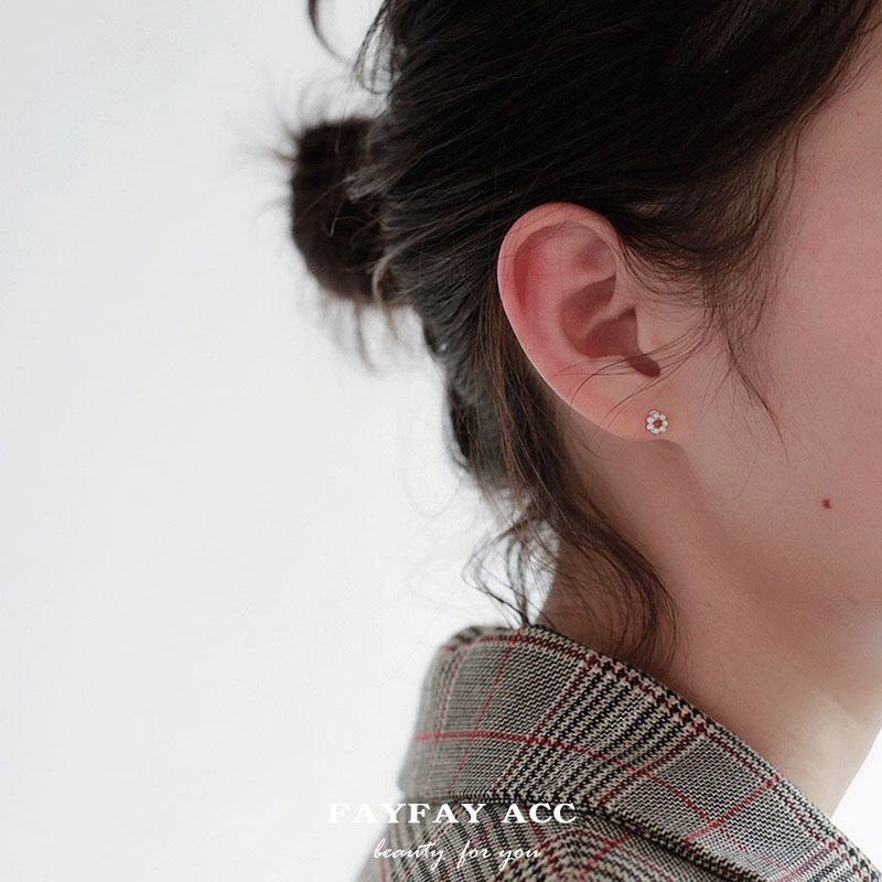 Bông tai đính ngọc trai giả s925 thời trang Hàn Quốc sang trọng