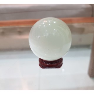 quả Cầu trắng đá mắt mèo phong Thủy