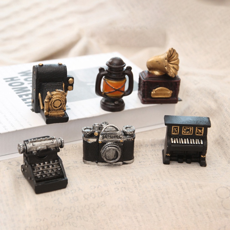 Mô Hình Máy Ảnh Cổ Điển Bằng Nhựa Resin Dùng Để Trang Trí