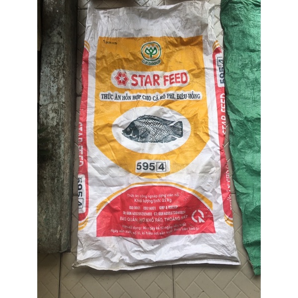 Bao tải dứa cũ đủ loại xanh, đỏ, trắng để đóng hàng