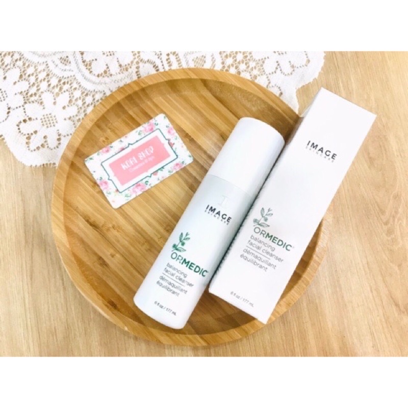 Sữa rửa mặt cân bằng da Image Ormedic Balancing Facial Cleanser