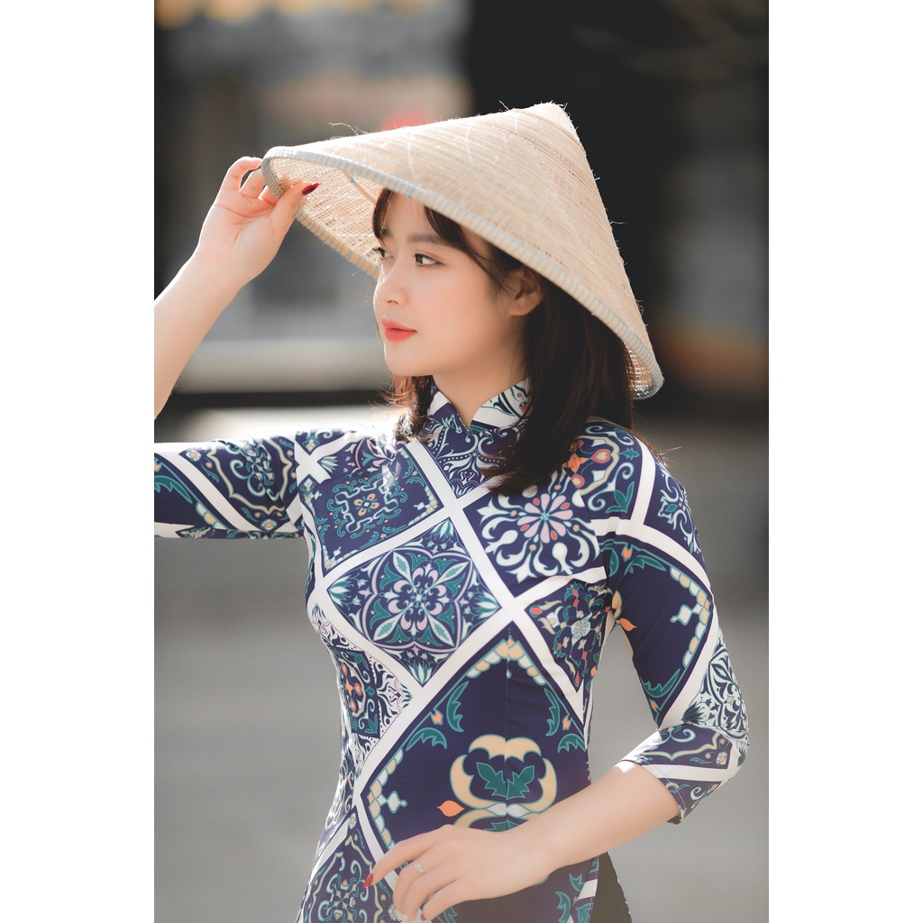nón lá đội đầu Huế truyền thống Việt Nam