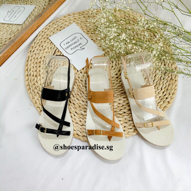 Giày Sandal Xỏ Ngón Khoá Đế Bệt Shoes Paradise